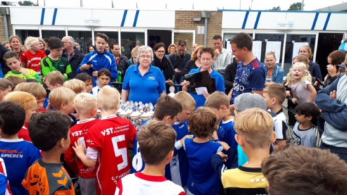 Liefde voor Veenendaal: Het rood-blauwe hart van Matthy Spies